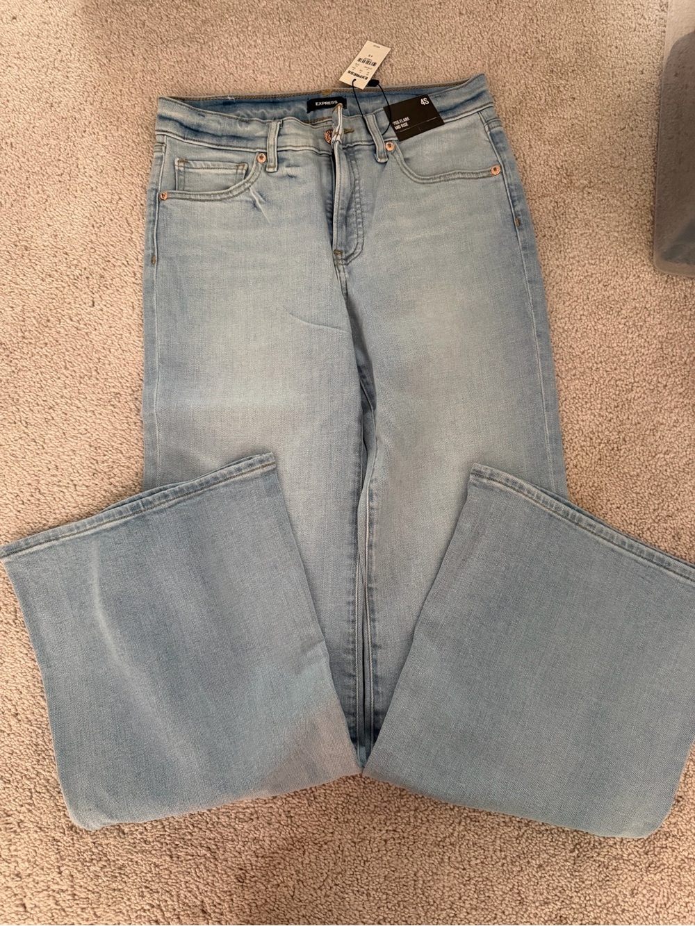 Express mid rise 70s flare 4S (short)